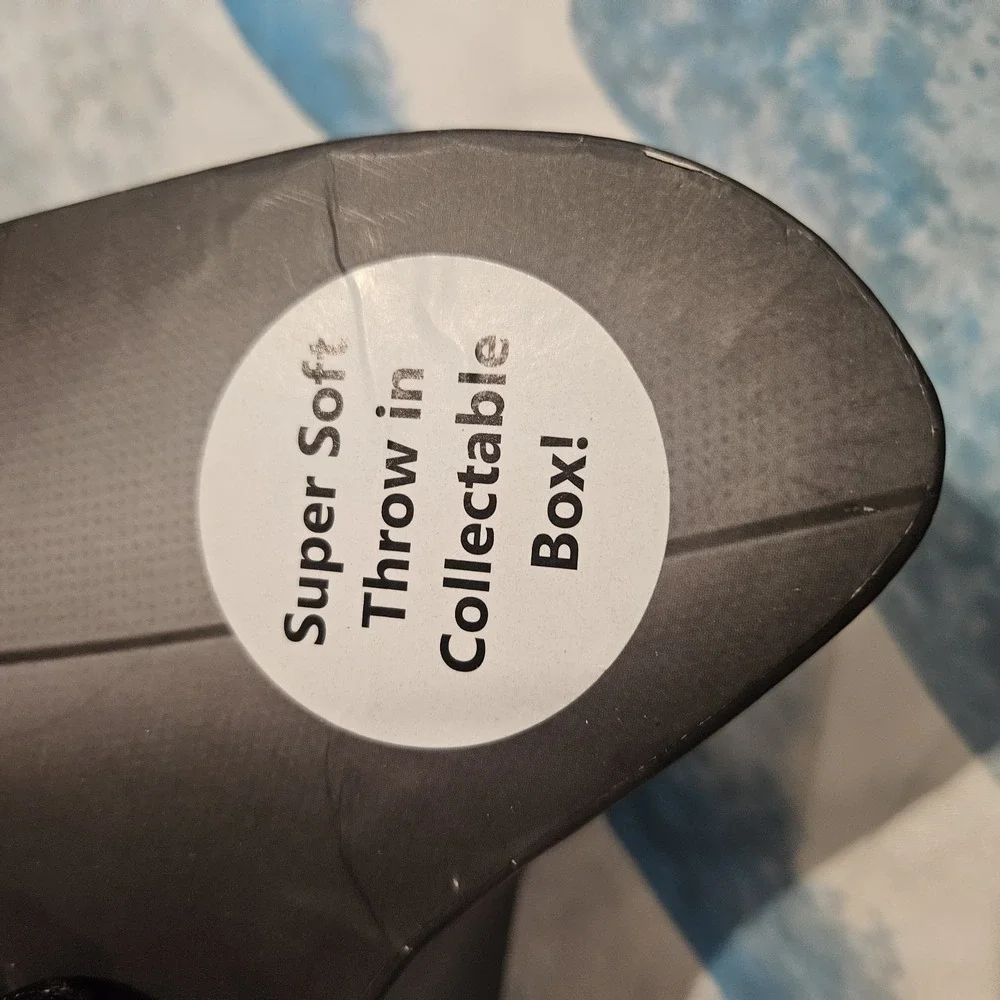 Xbox Super Soft Throw Blanket In Collectible Controller Box‎ Sealed No Tag